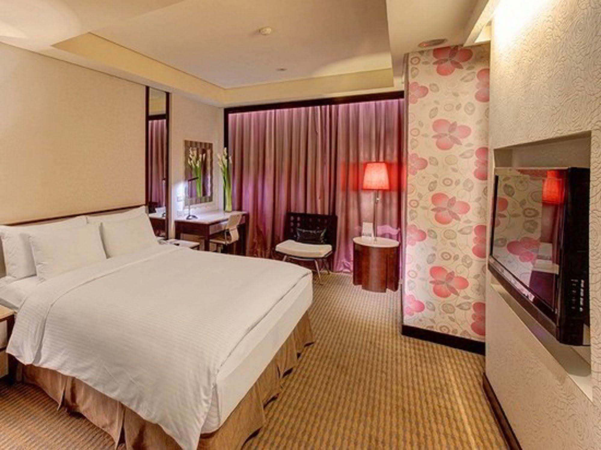Hej Taipei Arena Hotel Zewnętrze zdjęcie